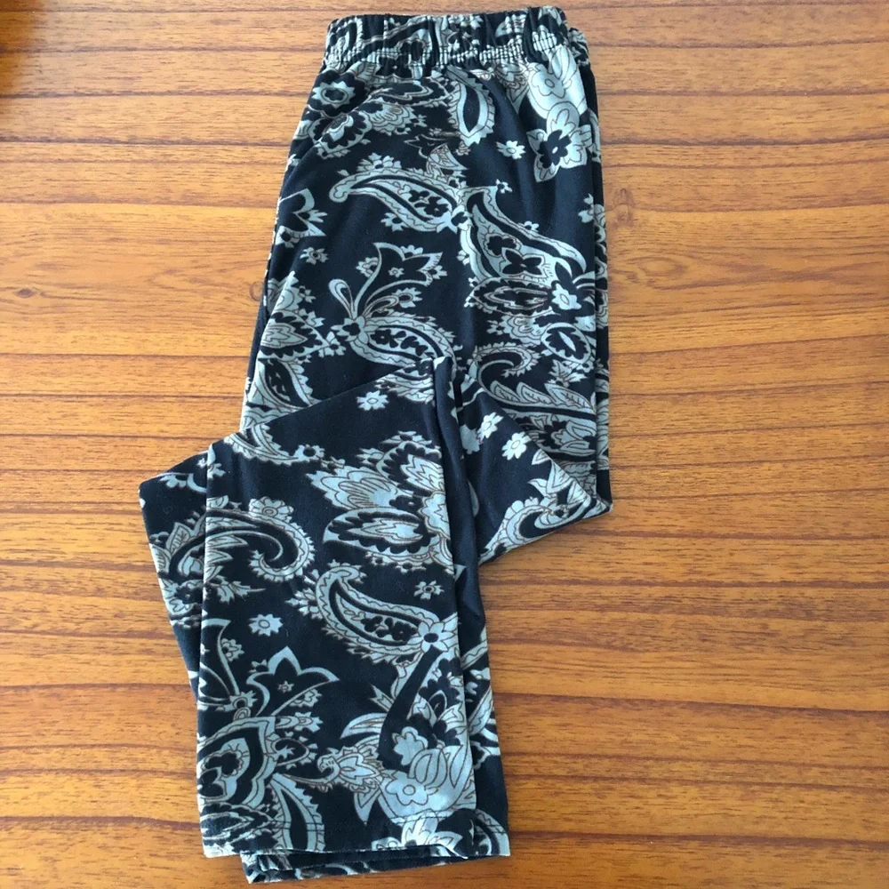 Agnes & Dora Paisley Leggings women’s S/M